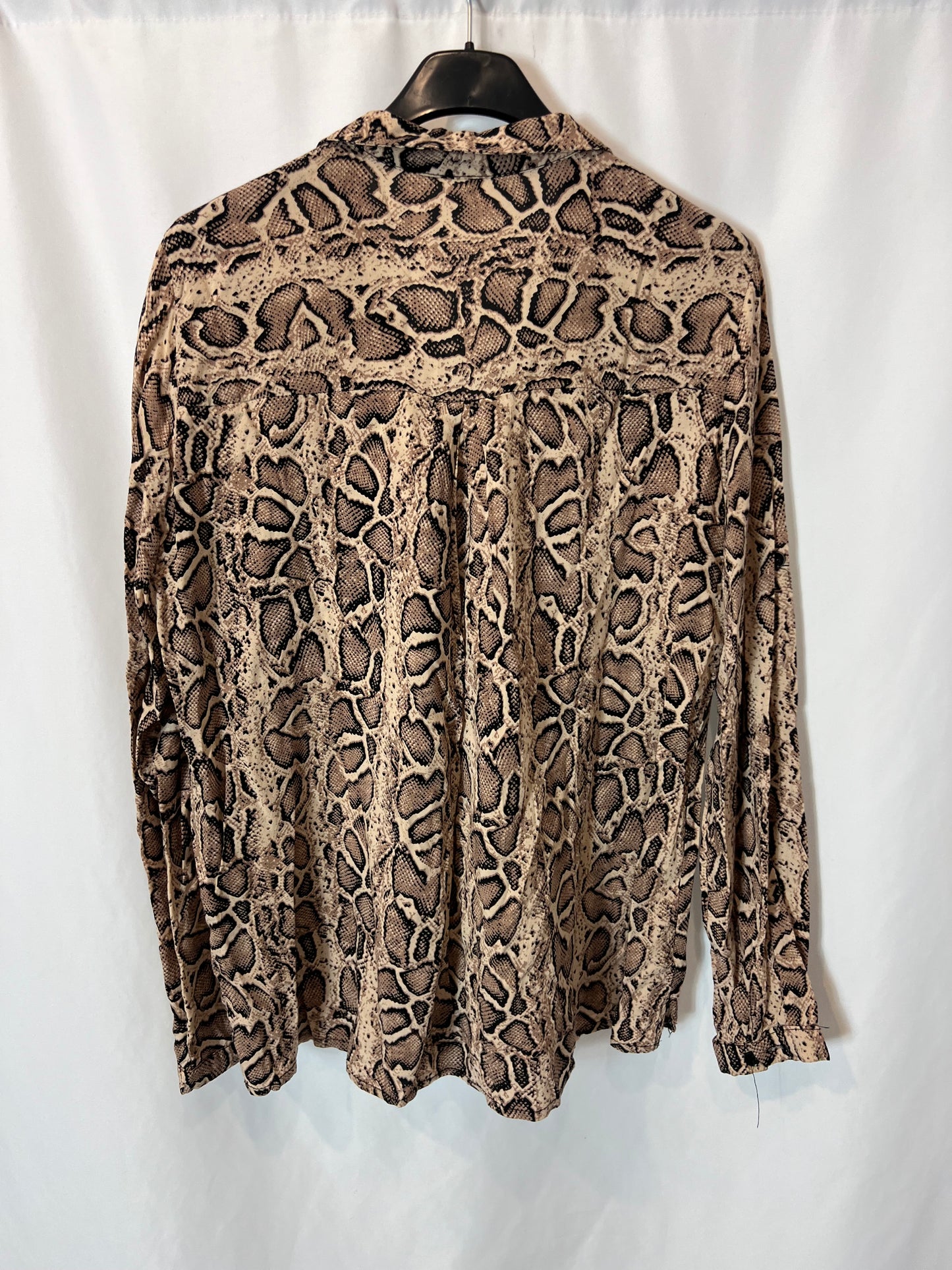 OTRAS. Blusa animal print T.xl (S)