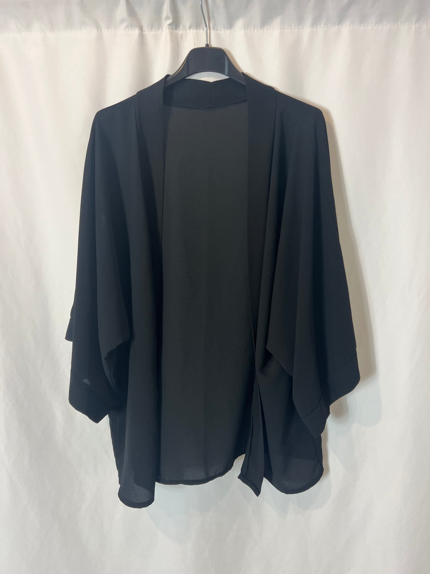 OTRAS. Kimono negro fluido TU(s/m)