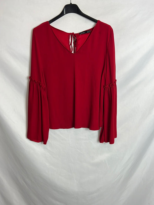 BERSHKA.Top rojo mangas volantes T.M