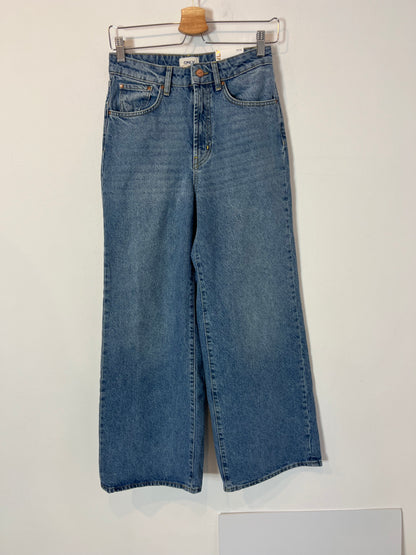 ONLY. Pantalón denim ancho  T.25(34)