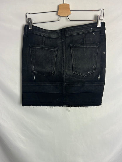 J BRAND. Falda corta denim negra. T 27 (40)