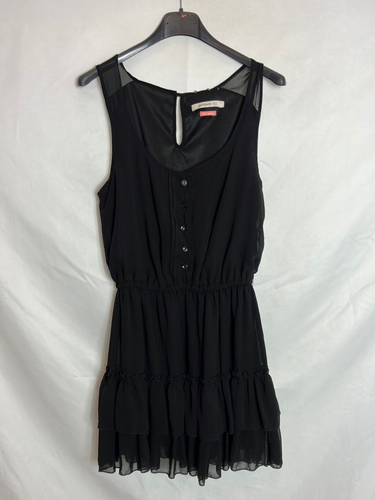 BERSHKA. Vestido negro corto volantes. T M