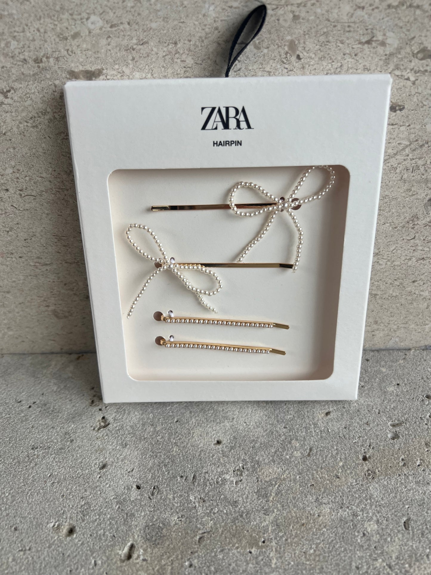 ZARA. Accesorios pelo perlas. T M