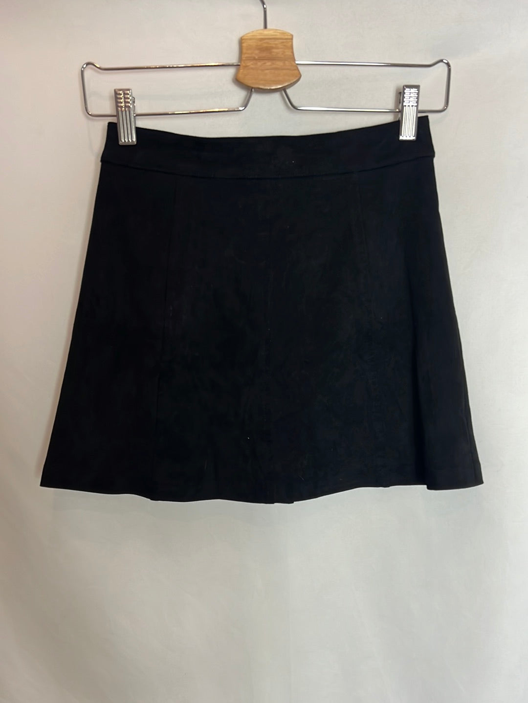 ZARA. Falda negra antelina T.xs