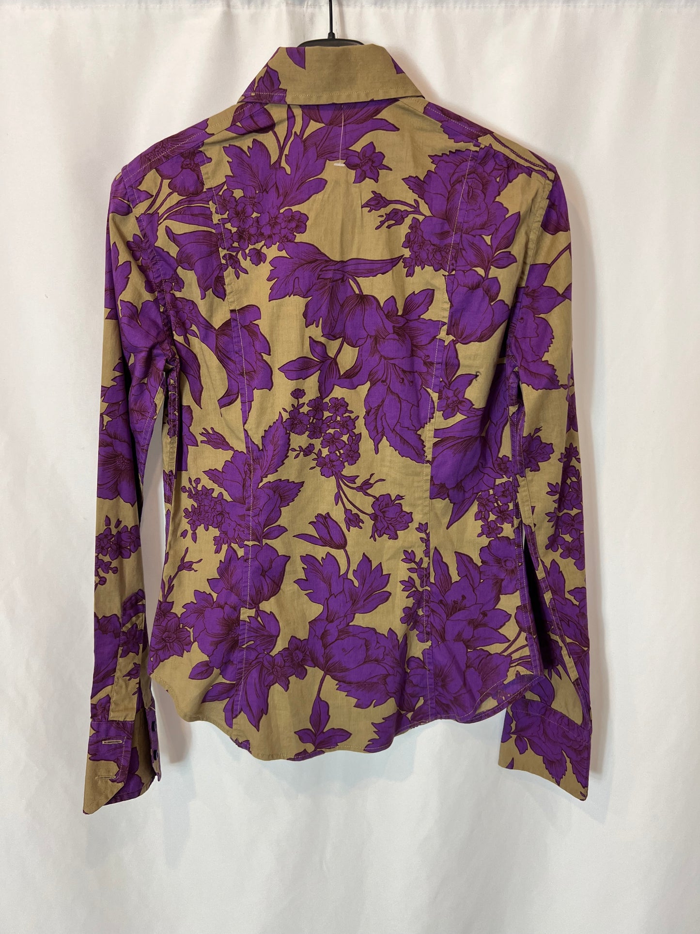 ETRO. Camisa flores moradasT.38(xs)