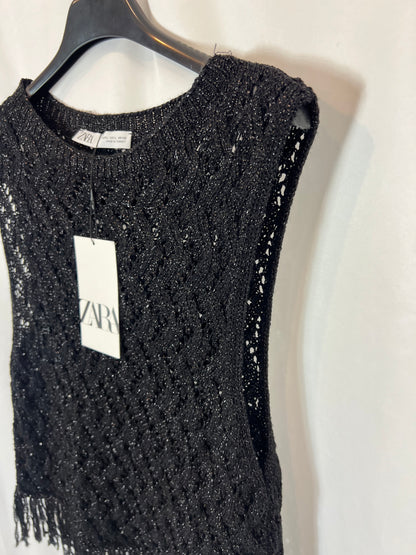 ZARA. Top negro calado hilos brillo. T L