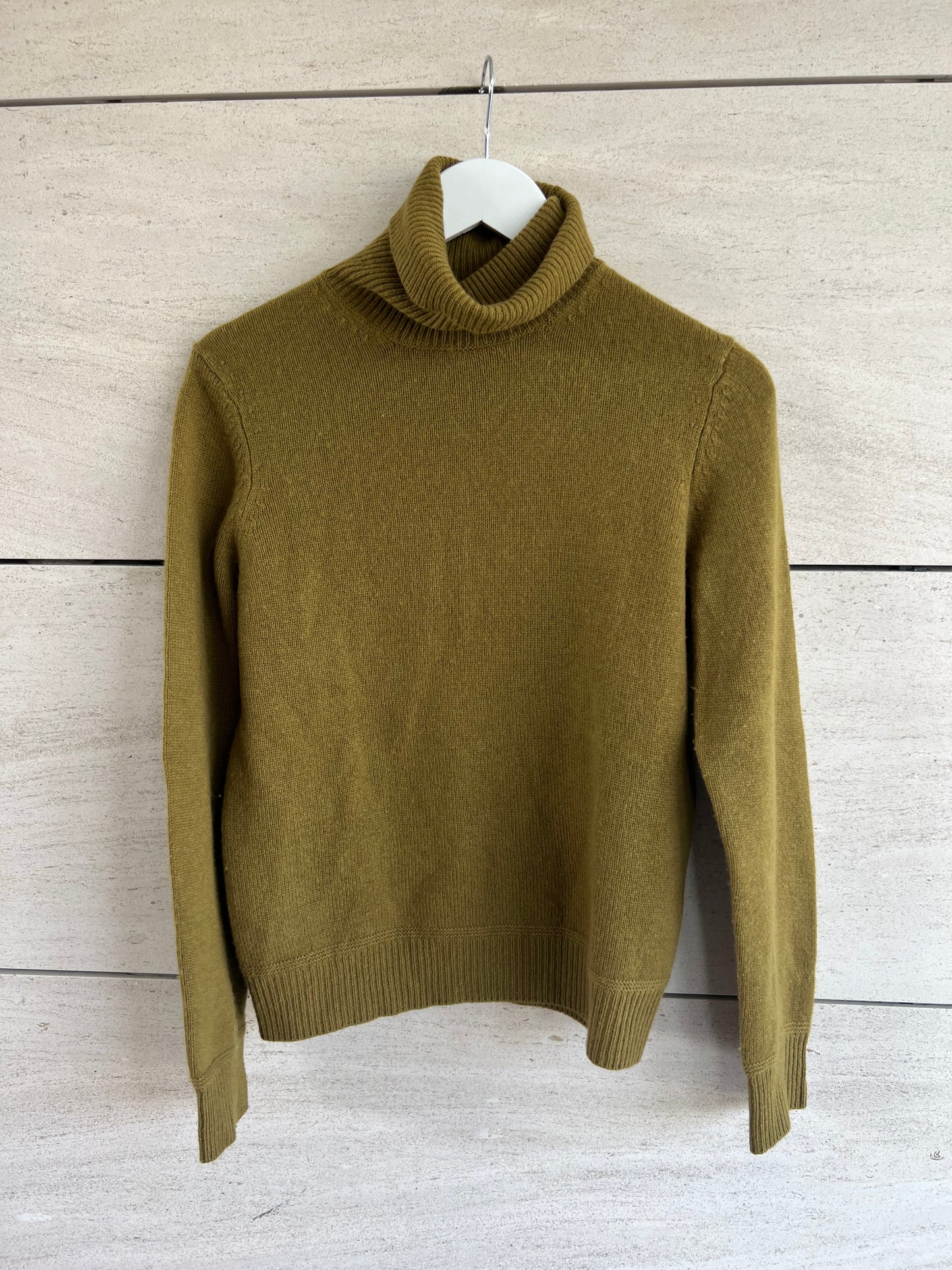 MONOPRIX MAISON. Jersey caqui cashmere. T 0 (xs)