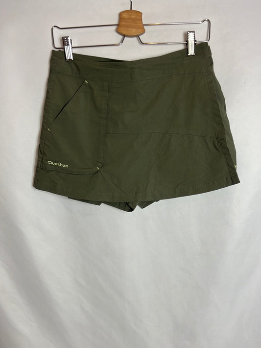 DECATHLON. Falda pantalón verde textura. T 38