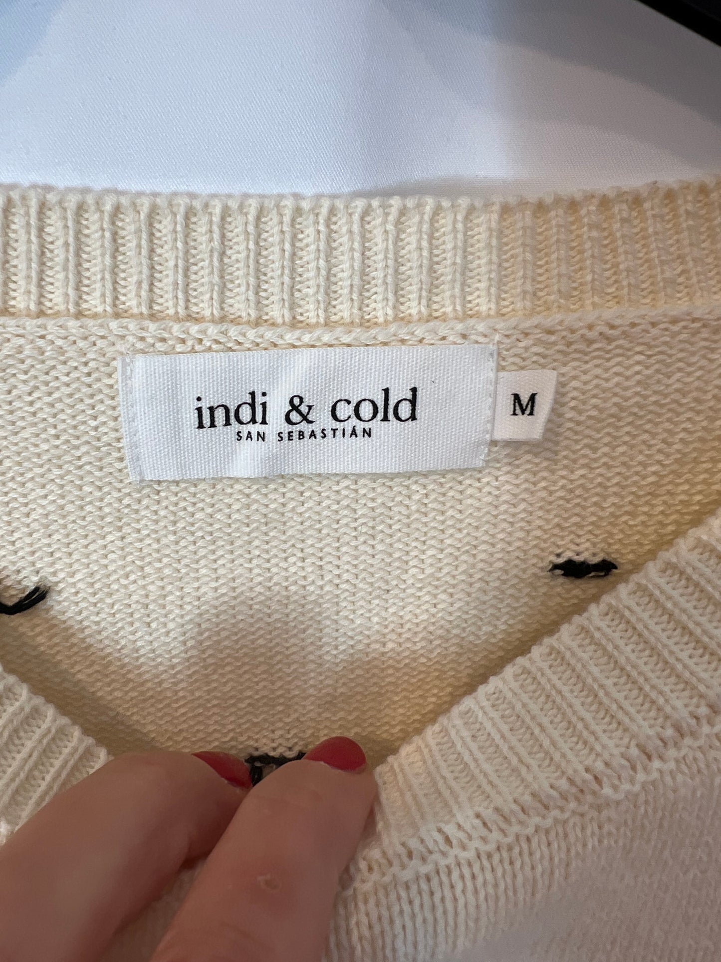 INDI & COLD. Jersey beige bodoques. T M