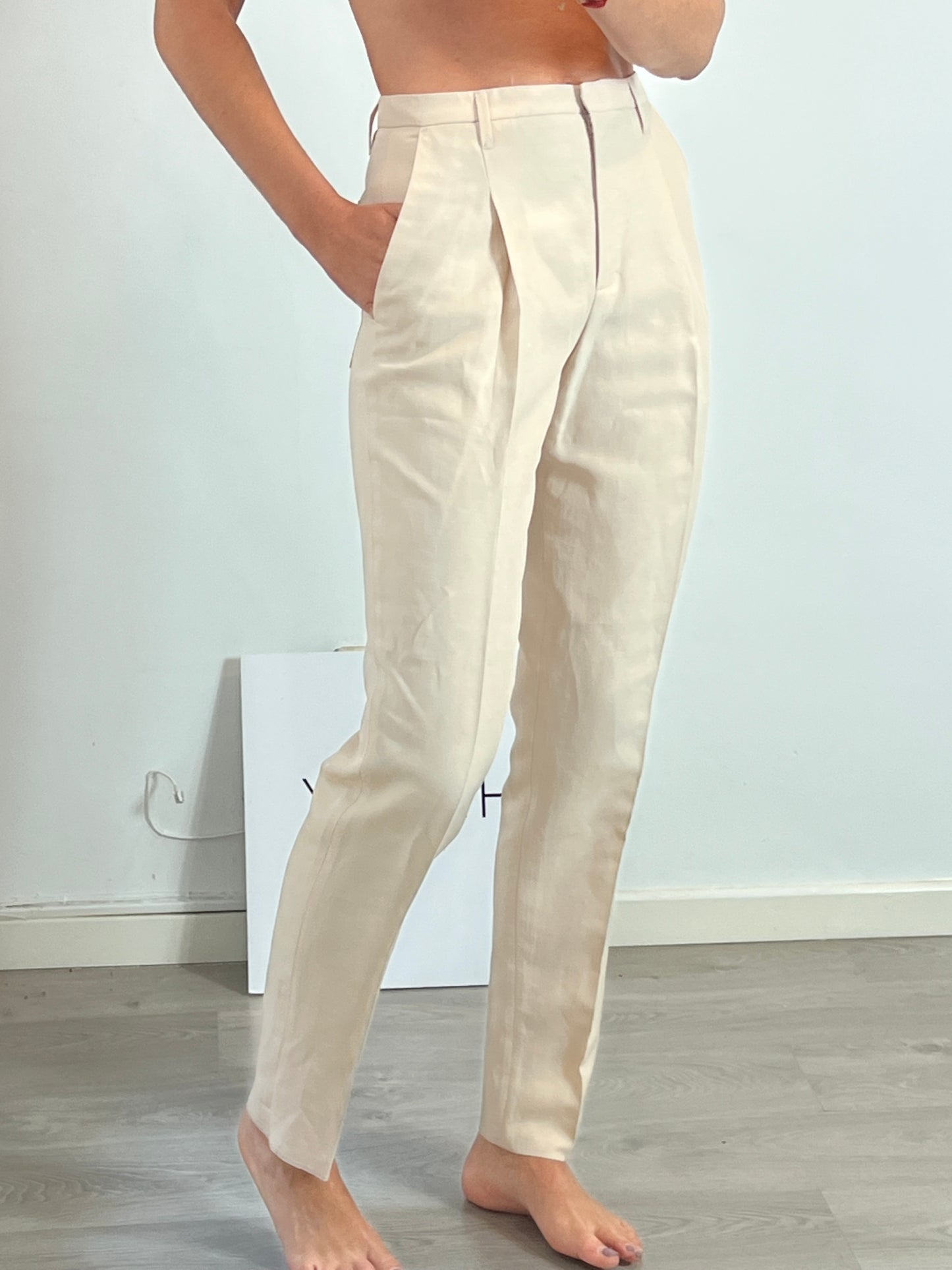 DOROTHEE SCHUMACHER. Pantalón beige pinzas. T 1 (s)