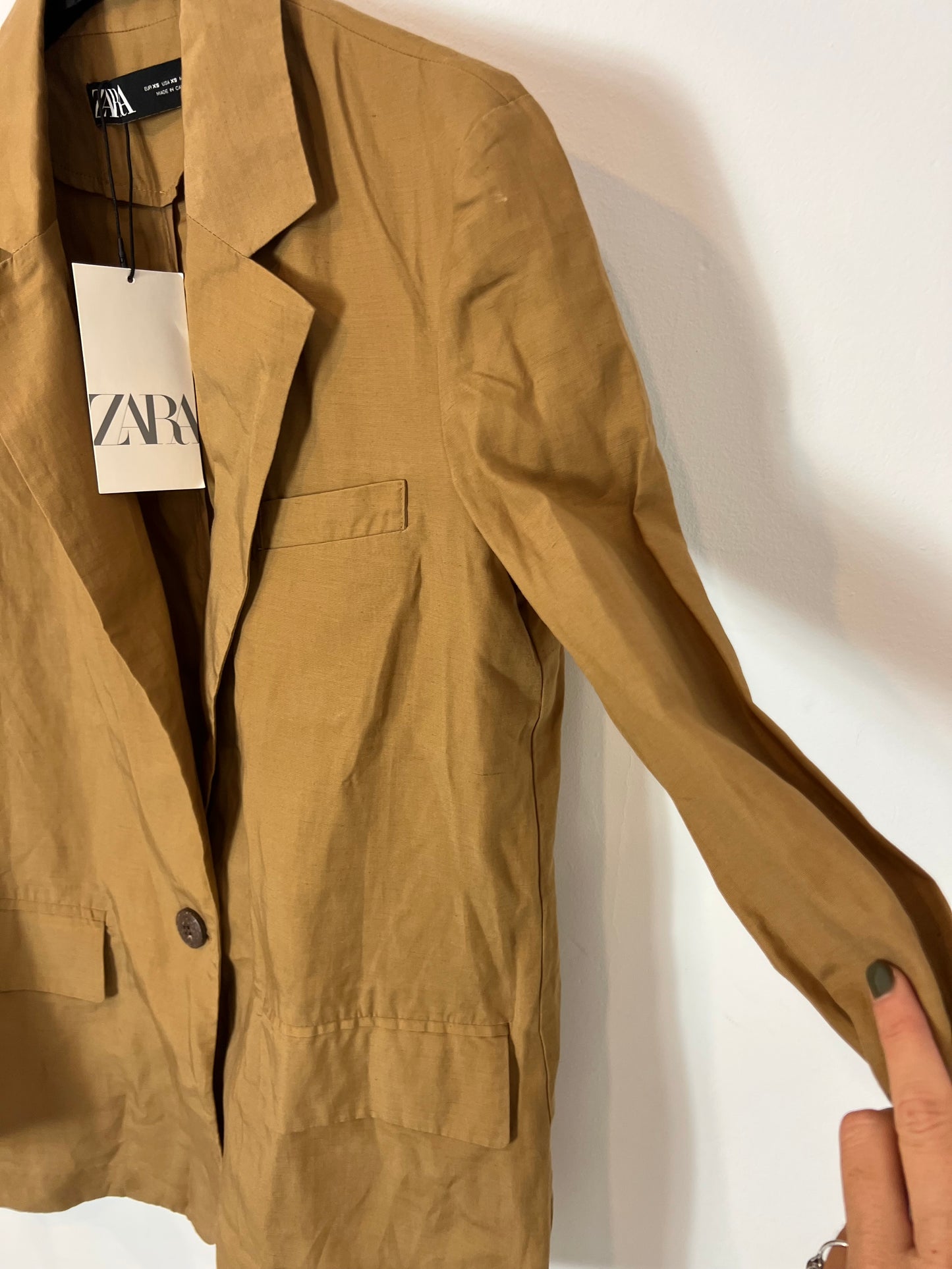 ZARA. Blazer camel fluida con Lino T.xs