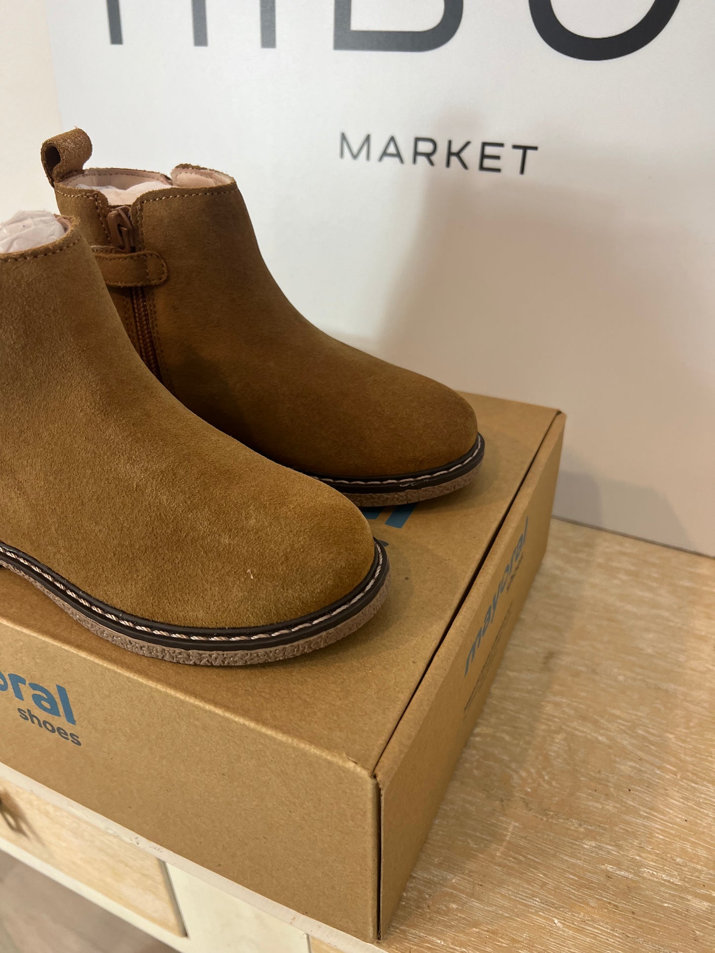 MAYORAL. Botas camel de piel T.27