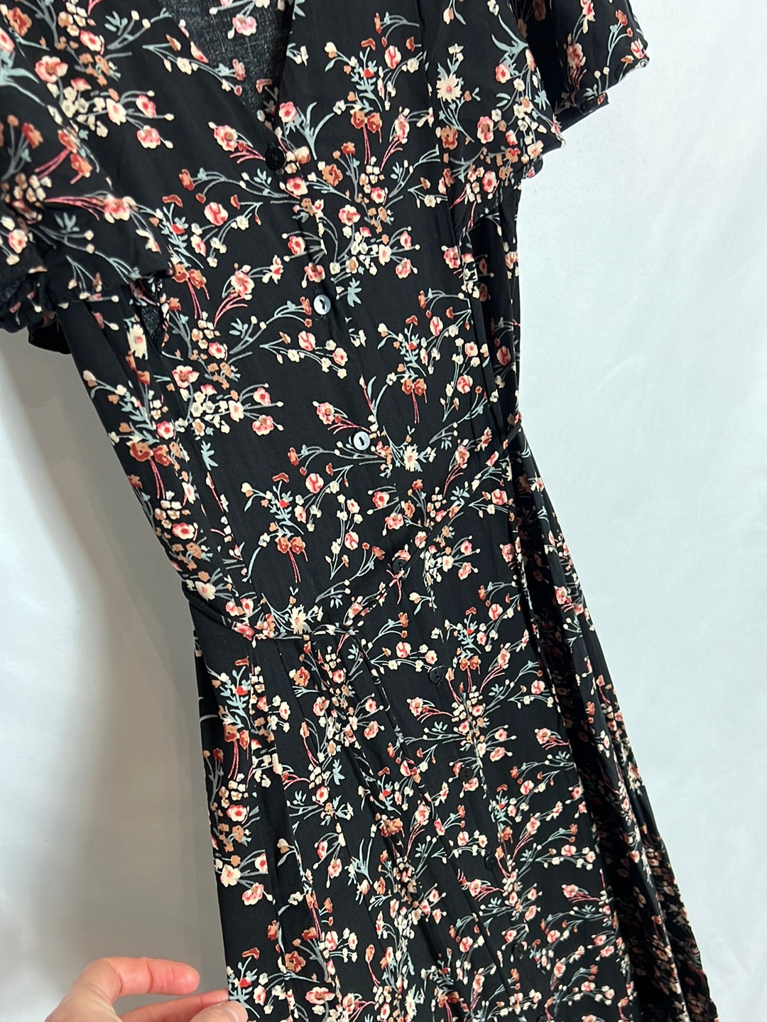 MANGO. Vestido largo negro flores T.xs