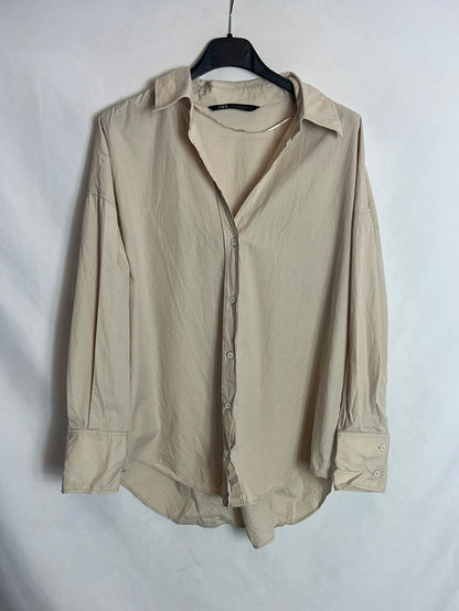 ZARA. Camisa beige estilo oversized . T S