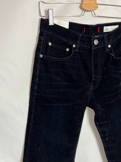 ZARA. Denim azul efecto terciopelo. 36