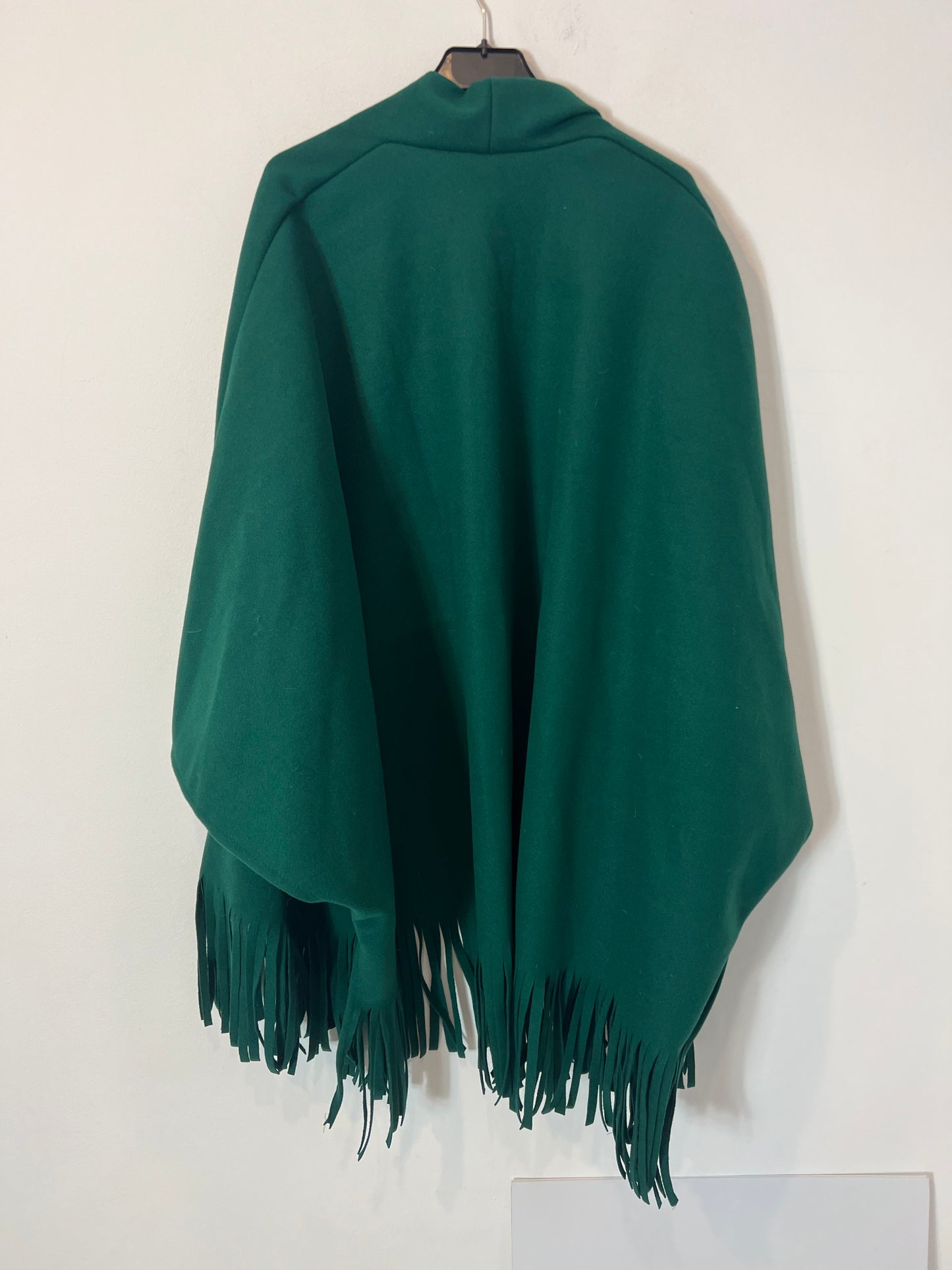 OTRAS. Chaqueta estilo poncho verde flecos TU(m/l)