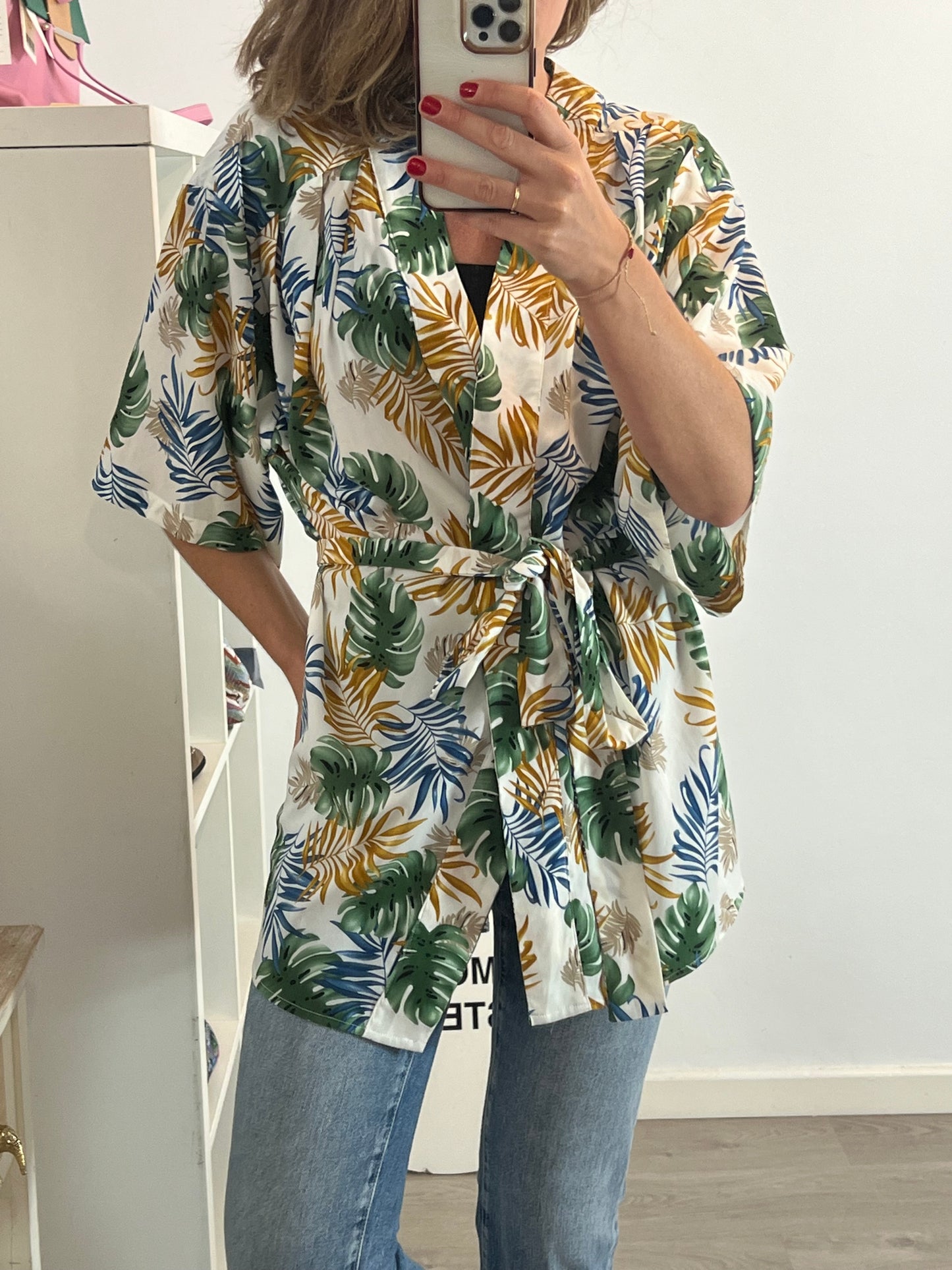 ARTLOVE. Kimono estampado tropical. T S