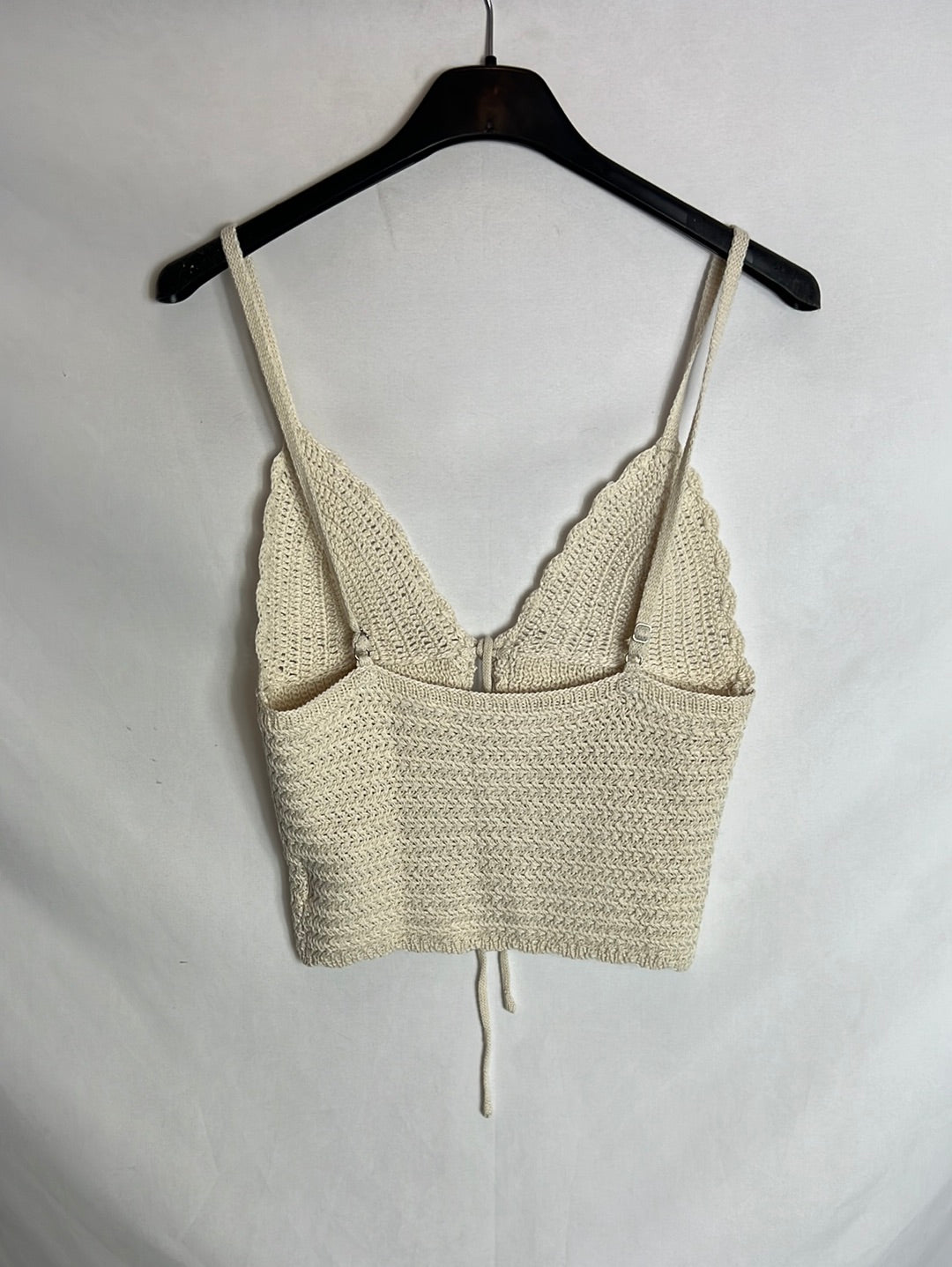 SHEIN. Top crochet nudo. T S