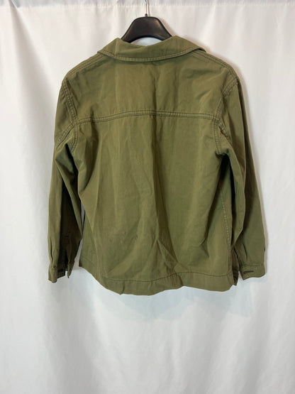 TOP SHOP. Chaqueta verde detalle plumas. T 34