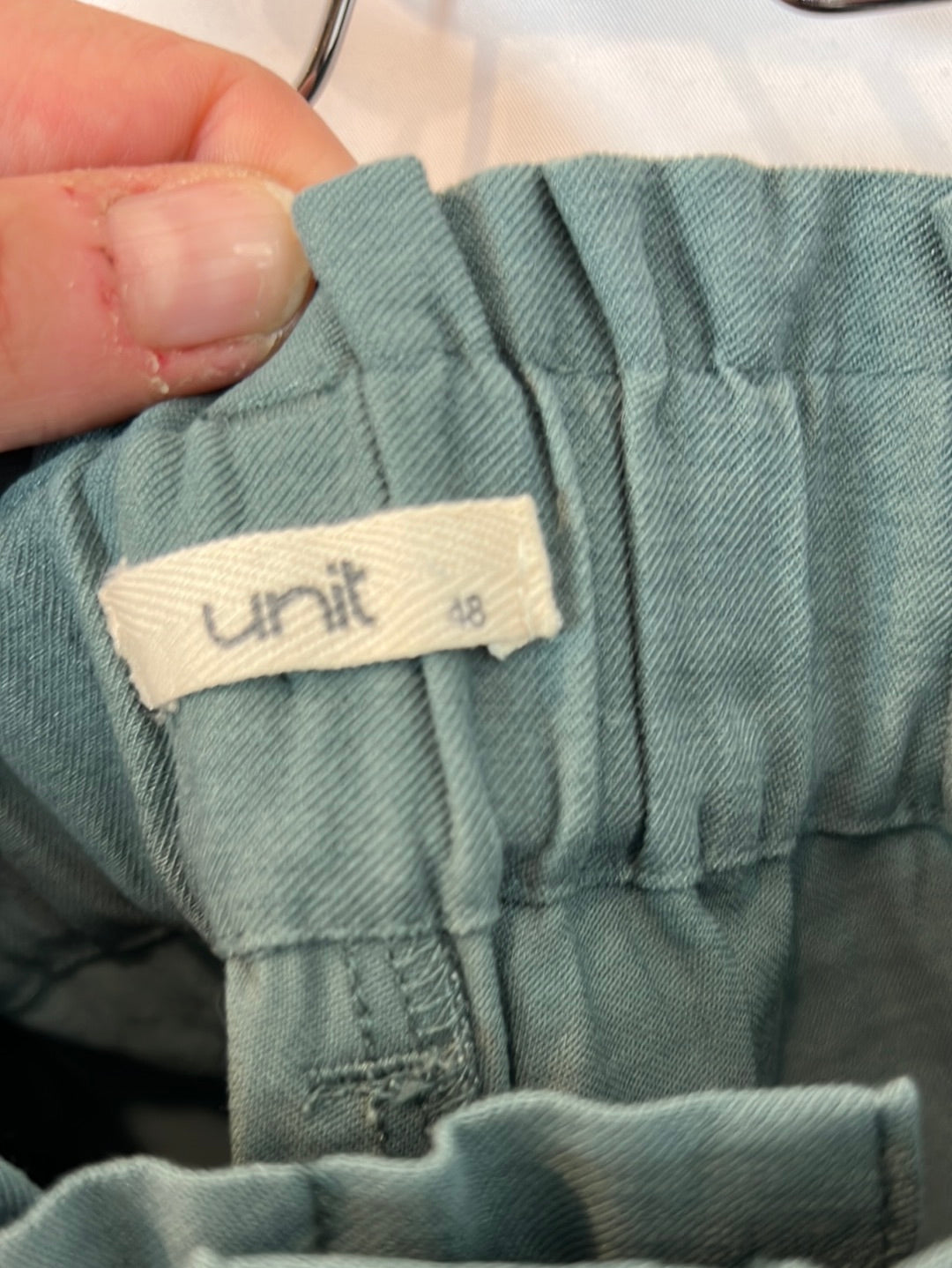 UNIT. Pantalón fluido verde agua. T 48