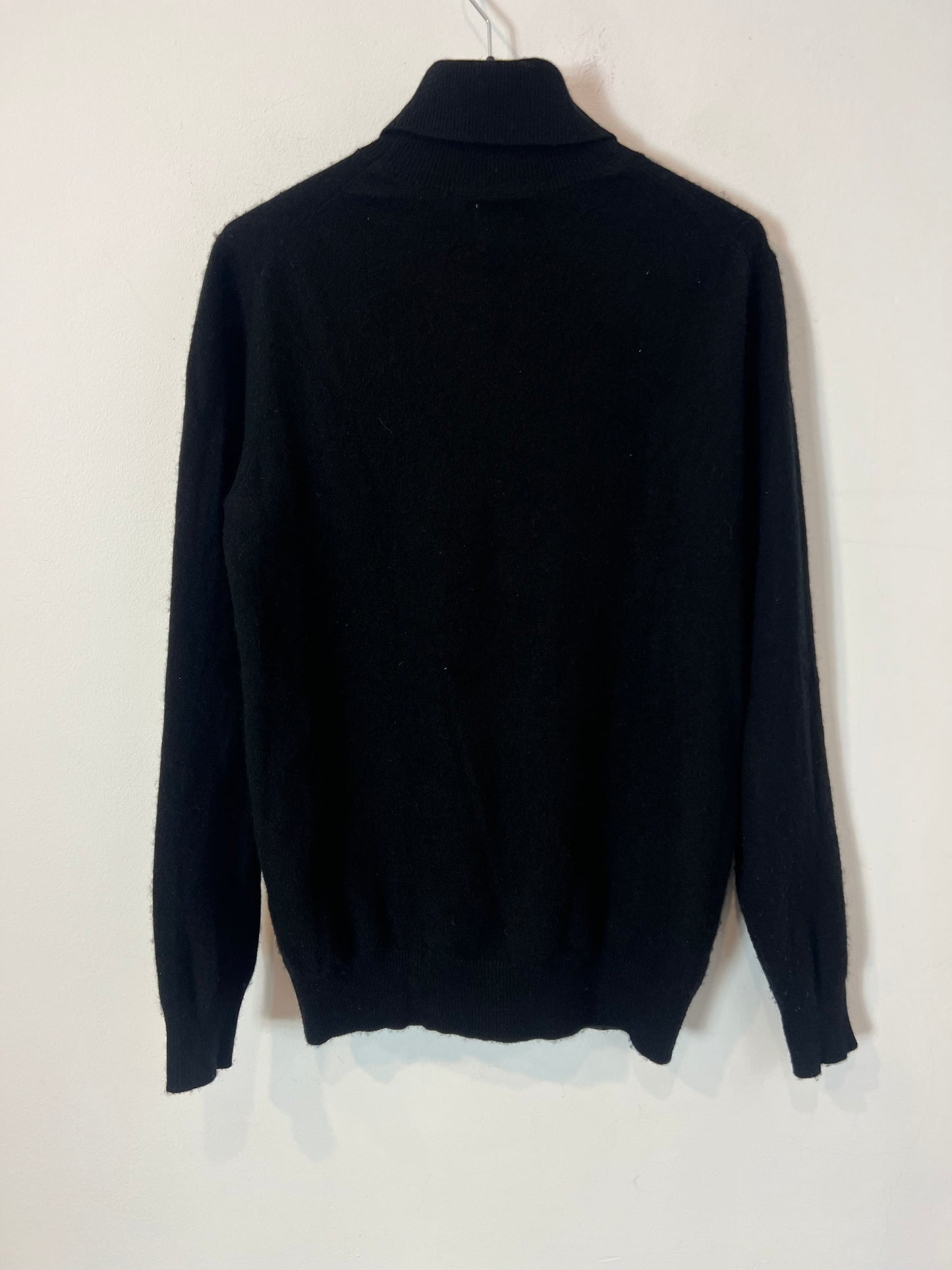 ZARA. Jersey negro cahsmere  T.s