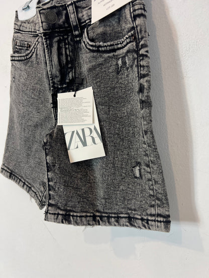 ZARA. Bermuda denim efecto desgastado. T 6 años