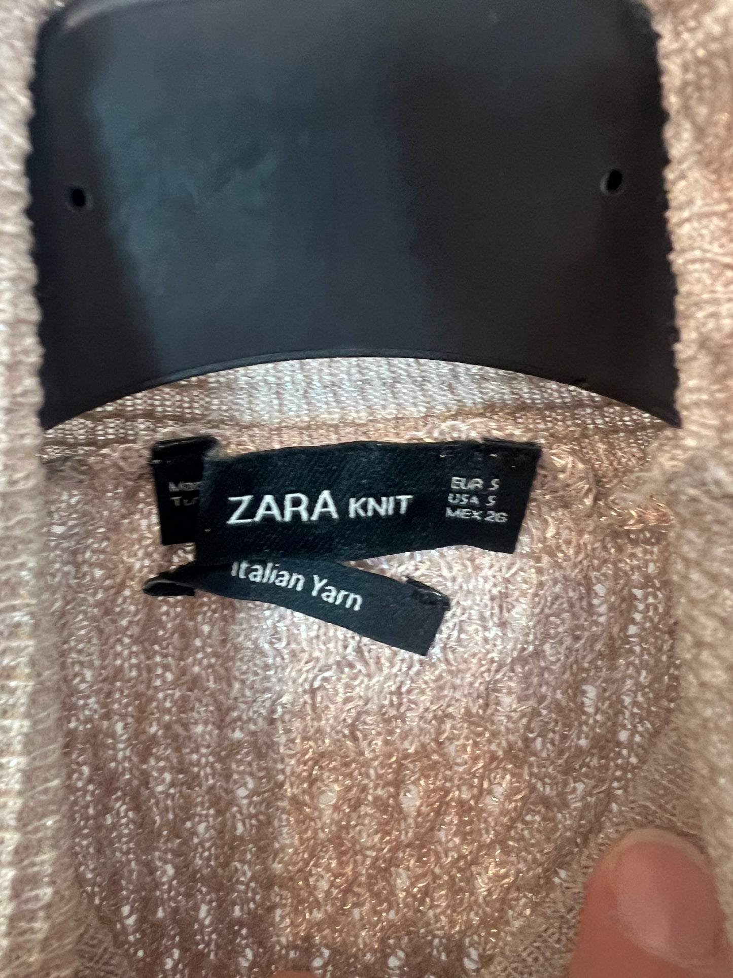 ZARA. Top beige encaje T.s