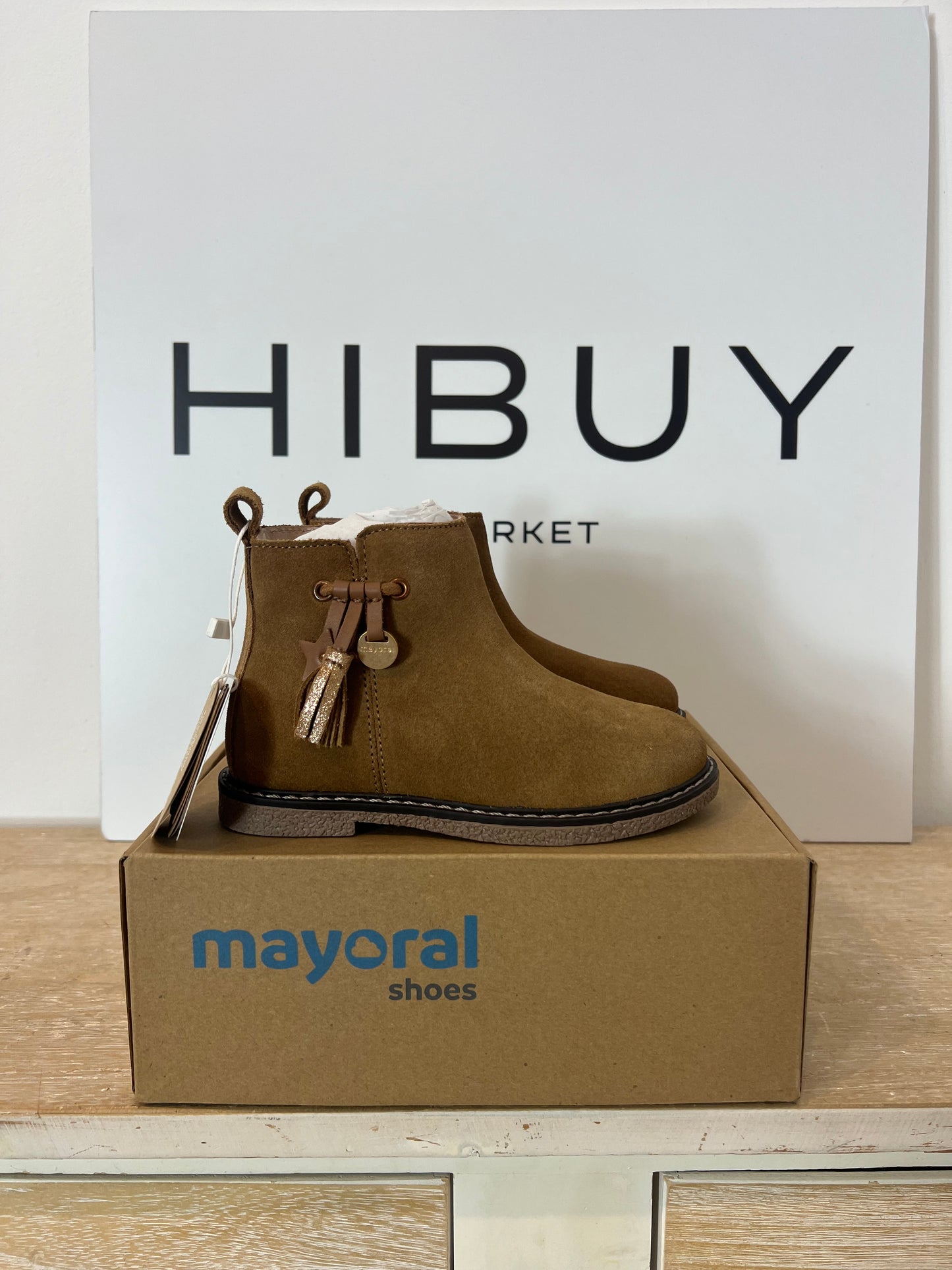 MAYORAL. Botas camel de piel T.27