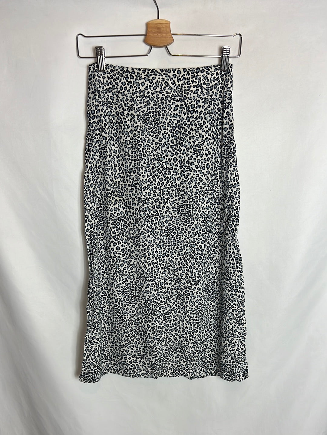 BRANDY MELVILLE. Falda midi animal print. T XS