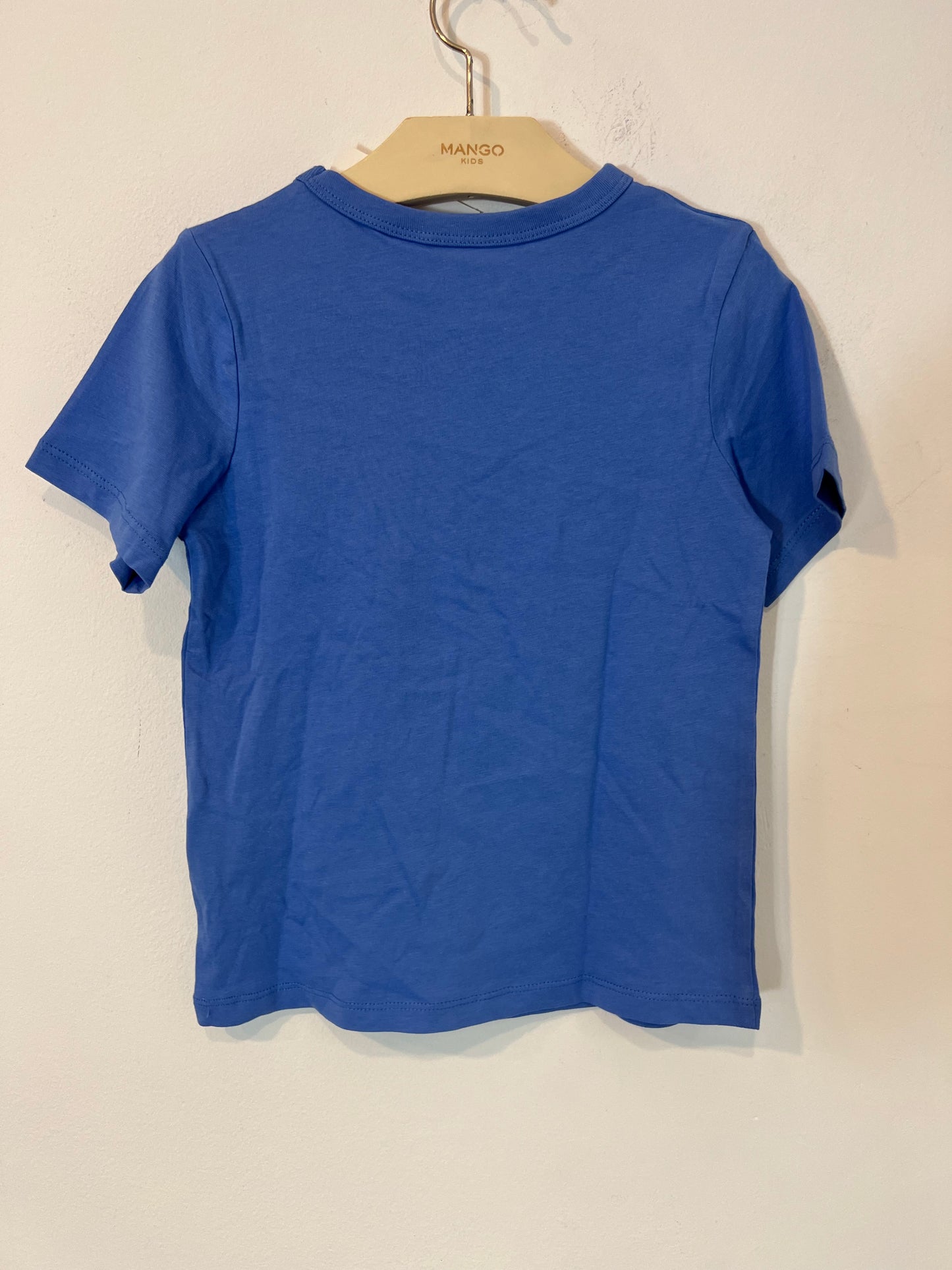 H&M. Camiseta azul dibujo. T 2-4 años