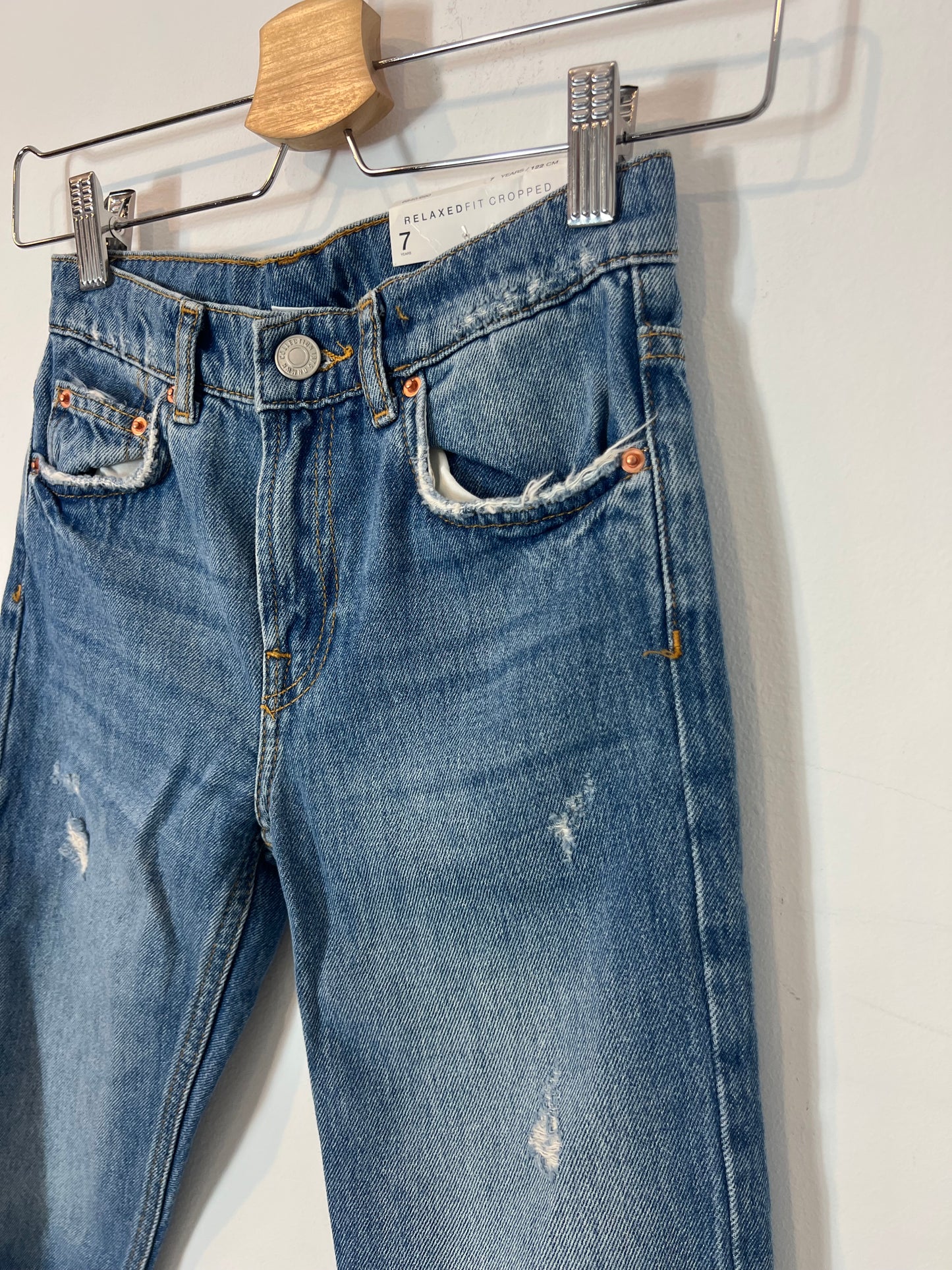 ZARA. Denim recto claro. T 7 años