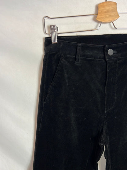 MASSIMO DUTTI . Pantalón pata ancha terciopelo  negro. T 36