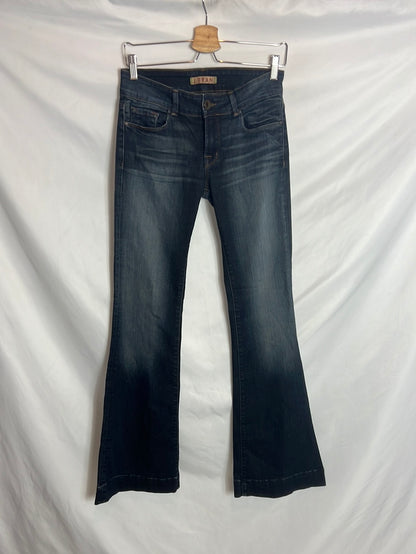 J BRAND. Denim oscuro efecto desgastado acampando. T 27 (38)