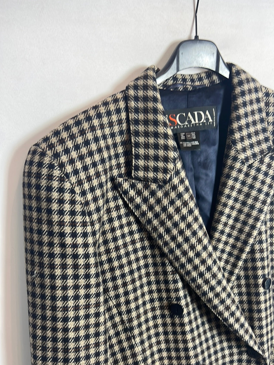 ESCADA. Blazer lana cuadros doble botonadura. T 38