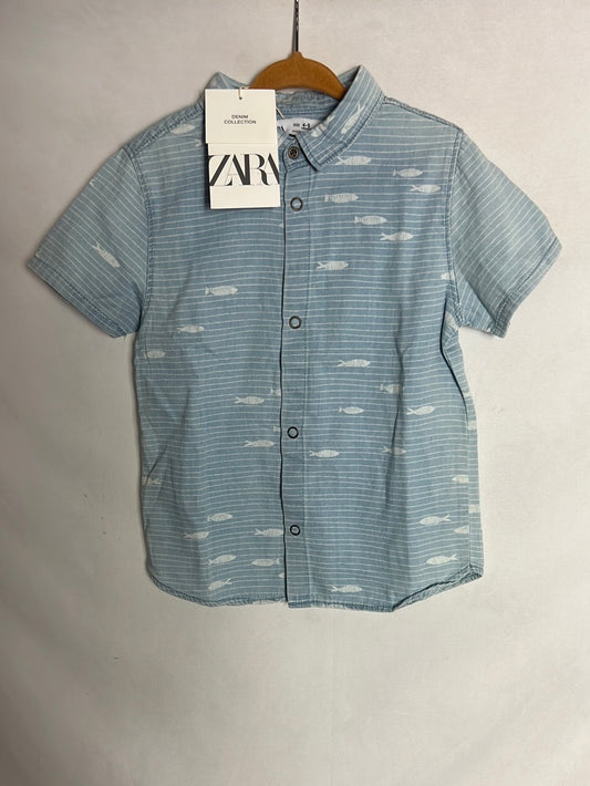 ZARA. Camisa manga corta peces. T 4-5 años