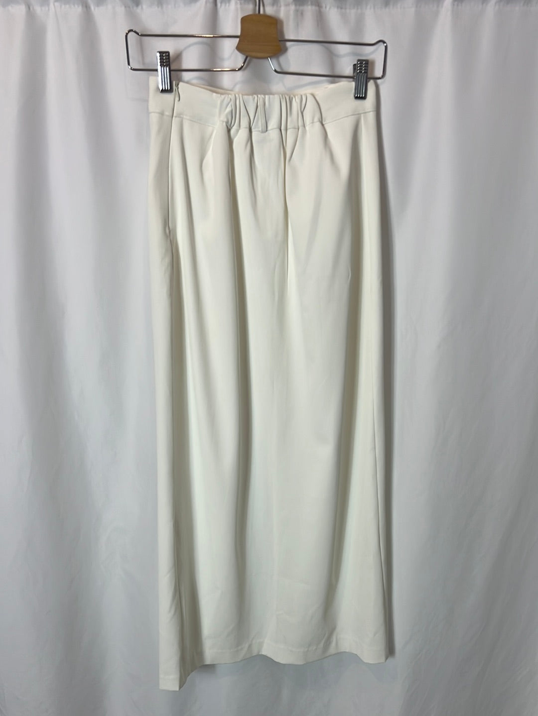 STORETS. Falda midi/larga blanca abertura. T S/M