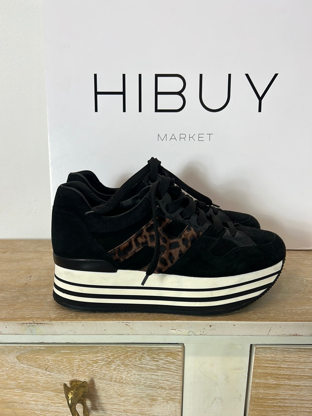 HOGAN. Zapatillas negras logo animal print. T 39