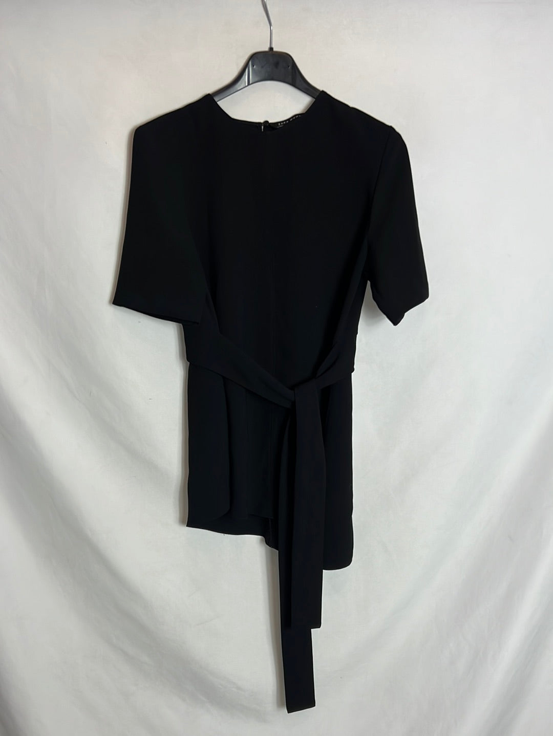 ZARA. Blusa negra lazada T.xs