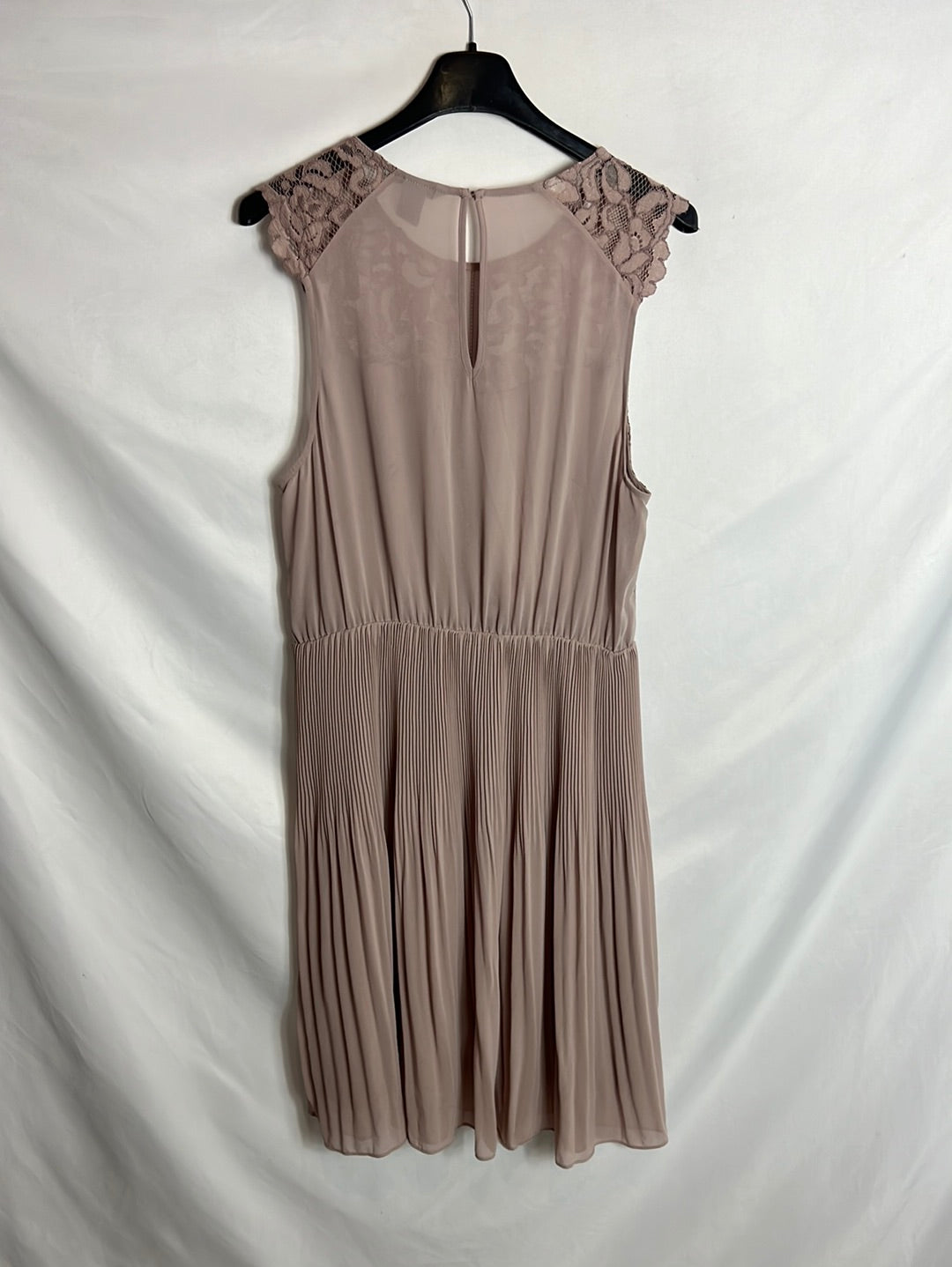 H&M. Vestido rosa encaje T.44