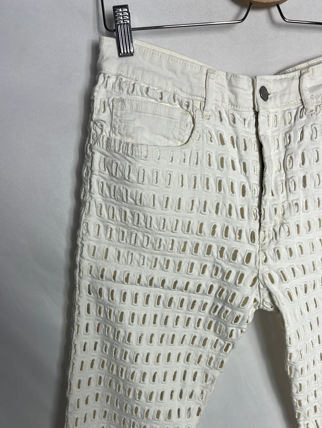 ISABEL MARANT. Pantalón  troquelado semitransparente . T 38