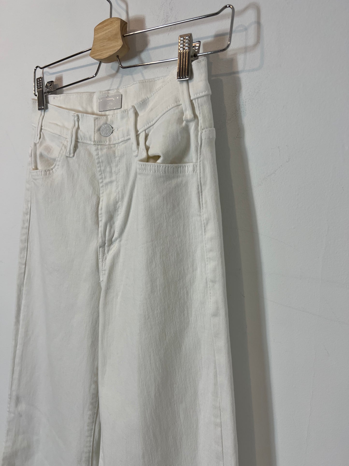 MOTHER. Pantalón denim blanco T.26 (36)