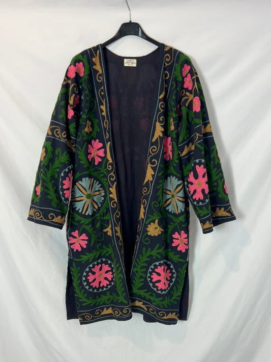 GYPSY TRUCK. Chaqueta/kimono bordados colores. T U