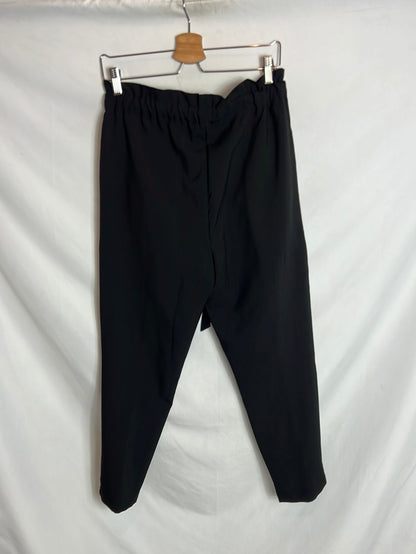 VILA. Pantalón negro fluido cinturón. T M