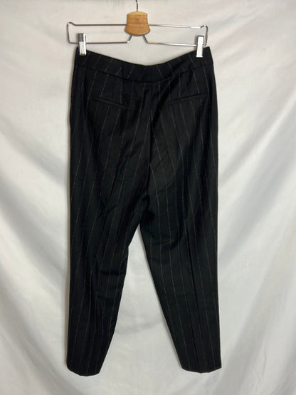 MASSIMO DUTTI. Pantalón negro rayas textura. T 38