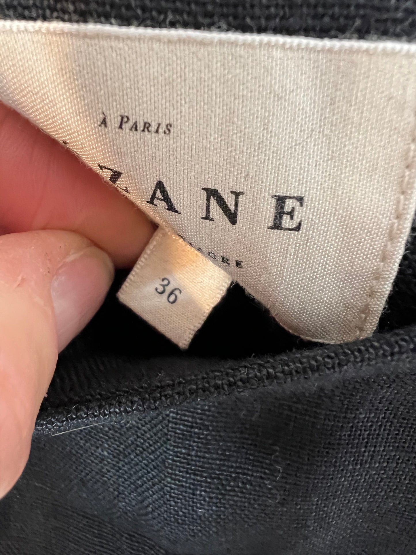 SEZANE. Pantalón negro lino T.36