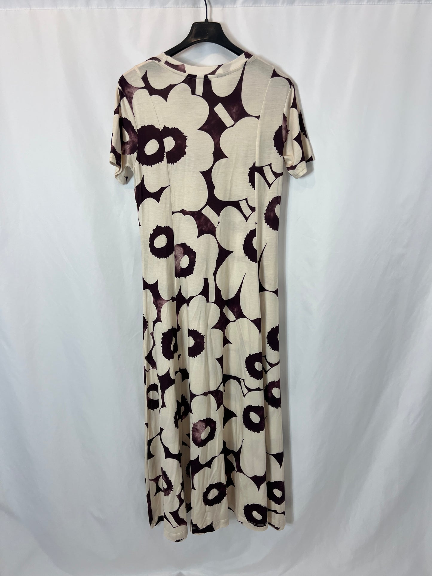 MARIMEKKO. Vestido midi elástico. T S