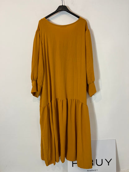 BUGANVILIA. Vestido mostaza mangas ligeramente abullonadas T.3xl