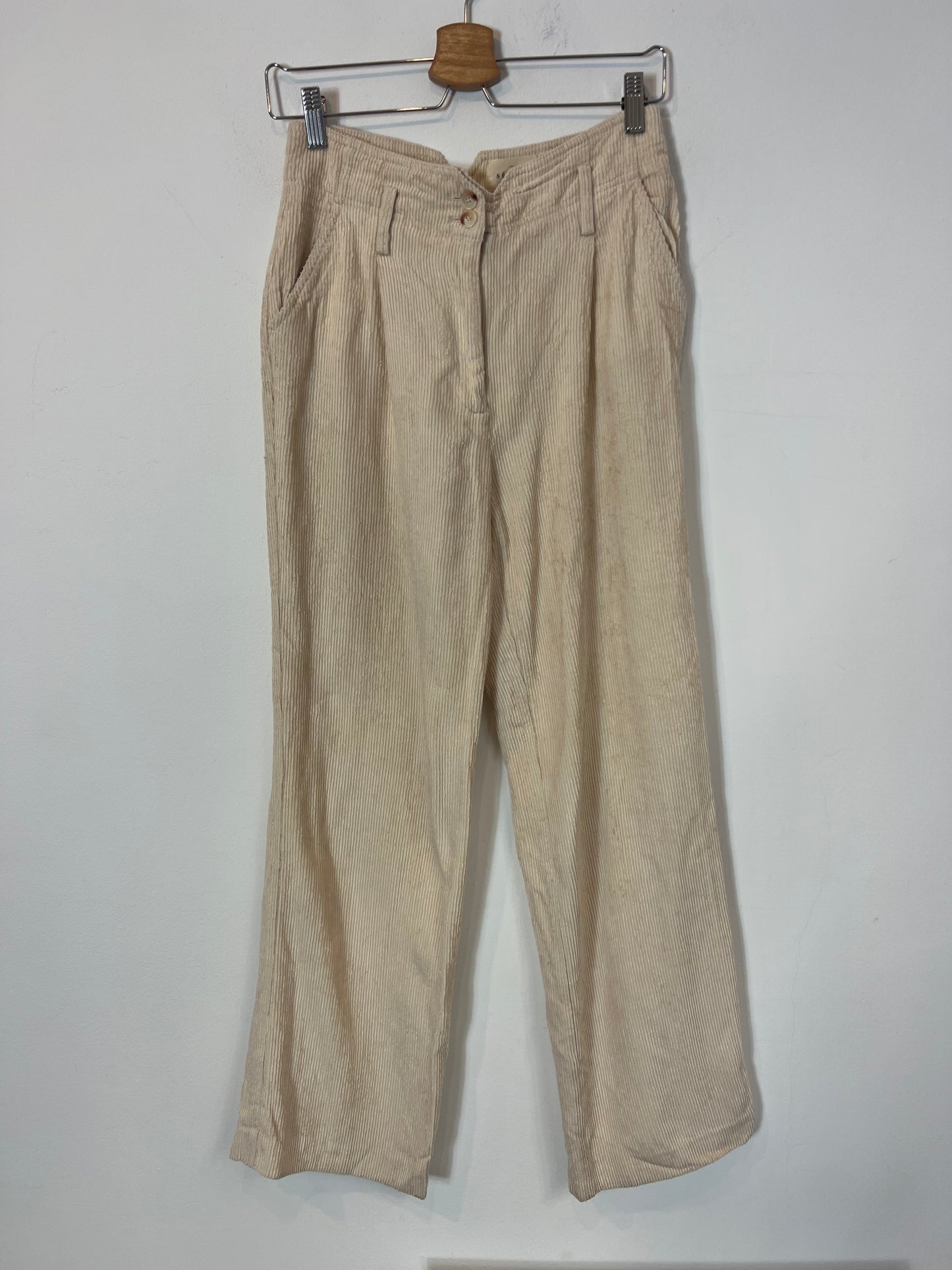 SEZANE. Pantalón fluido pana beige T.36