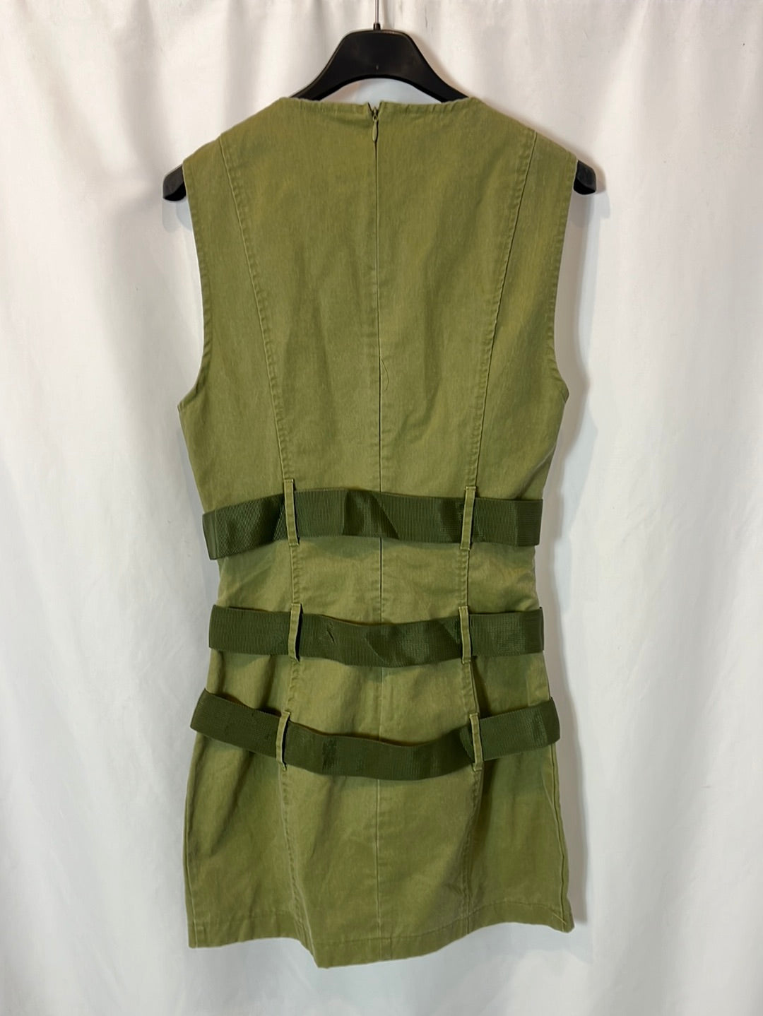 ZARA. Vestido verde encerado T.m