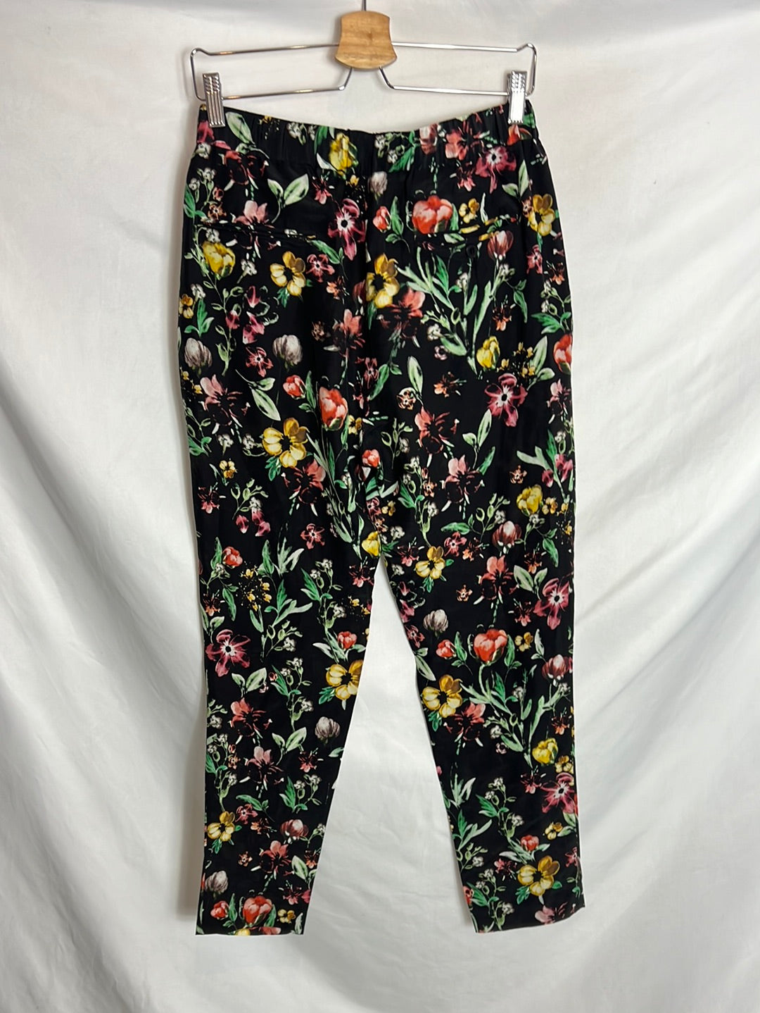 OTRAS. Pantalón seda flores. T M